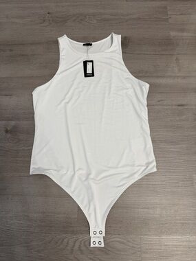Express White Sleeveless Snap-Closure Bodysuit new size large